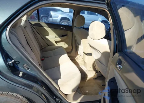 2005 Honda Accord 2.4 Lx from USA, damaged, VIN 1HGCM56475A068467